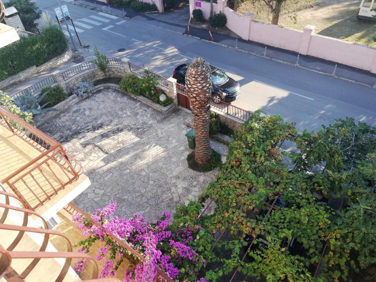Danyja Apartments Sveti Filip i Jakov Exterior photo